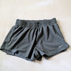 Nike Women's Charcoal Grey Athletic Shorts Running Size Large
